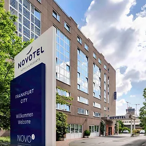 Novotel Frankfurt Франкфурт-на-Майне